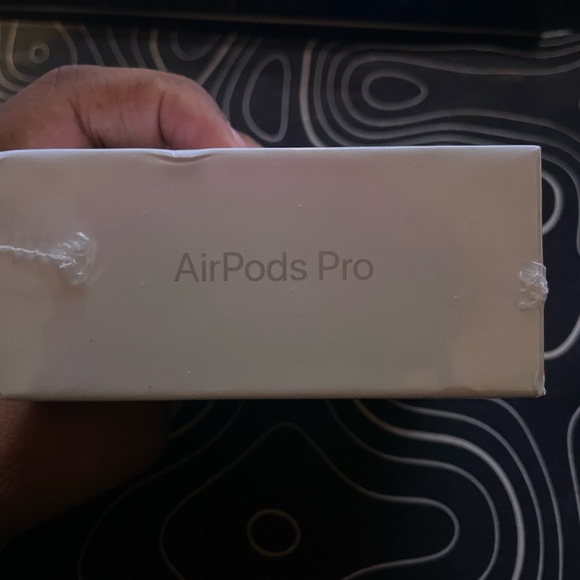 Apple AirPods Pro Wireless Earbuds - Picture 2 of 6